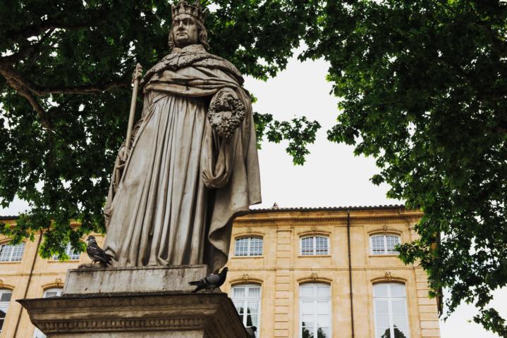 Statue in Aix-en-Provence thealkamalsontheroad