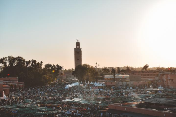 Marktplatz Djemaa al Fna von oben Marrakesch Marokko thealkamalsontheroad