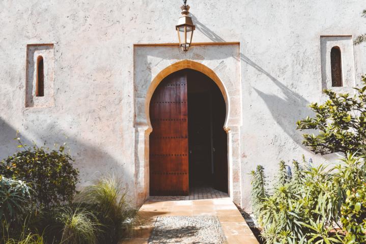 Eingang Andalusischer Garten Rabat Marokko thealkamalsontheroad