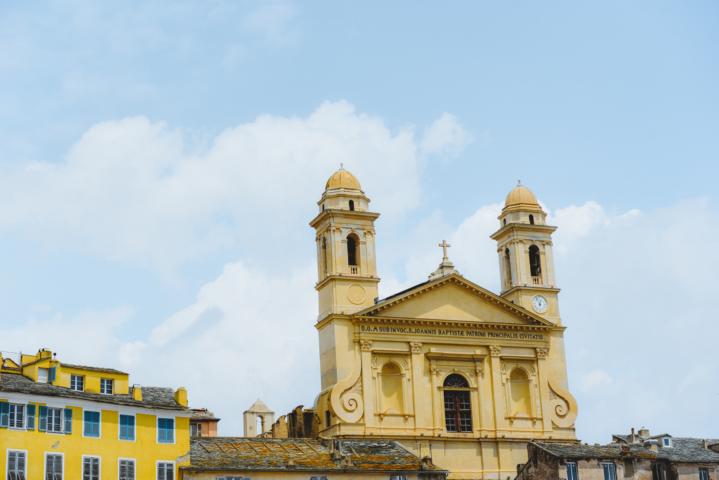 größte Kirche in Bastia Korsika thealkamalsontheroad