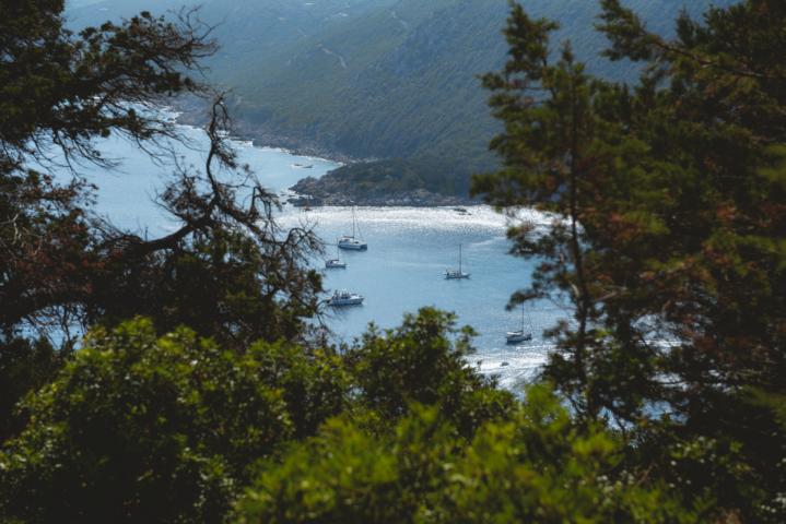 Blick über die Buchten Capu di Muru Korsika thealkamalsontheroad