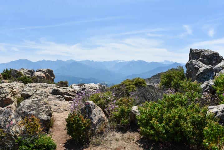Wanderweg mit Aussicht Capu di a Veta Korsika thealkamalsontheroad