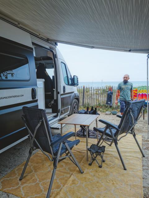 Stellplatz erste Reihe Camping San Damiano Biguglia Korsika thealkamalsontheorad