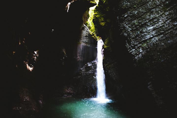Kozjak-Wasserfall Slowenien thealkamalsontheroad