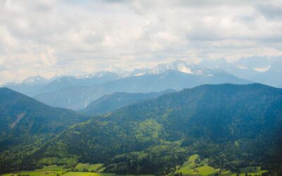 Wandern in den Alpen: Hirschhörnlkopf