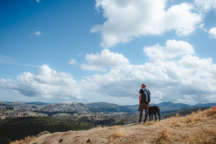 Alaa & Ryok auf dem Monte Novo Sardinien thealkamalsontheroad