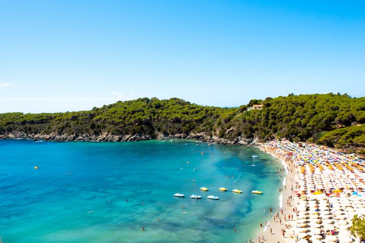 Strand auf Elba Italien thealkamalsontheroad