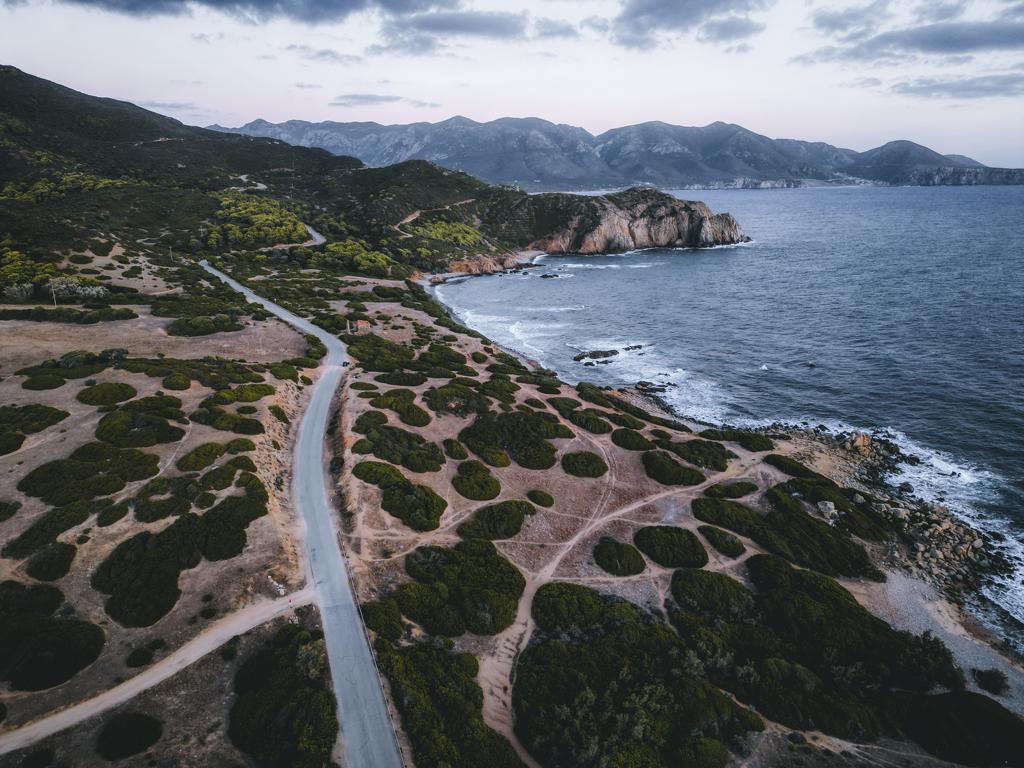 Blick auf die Berge im Süden Sardiniens